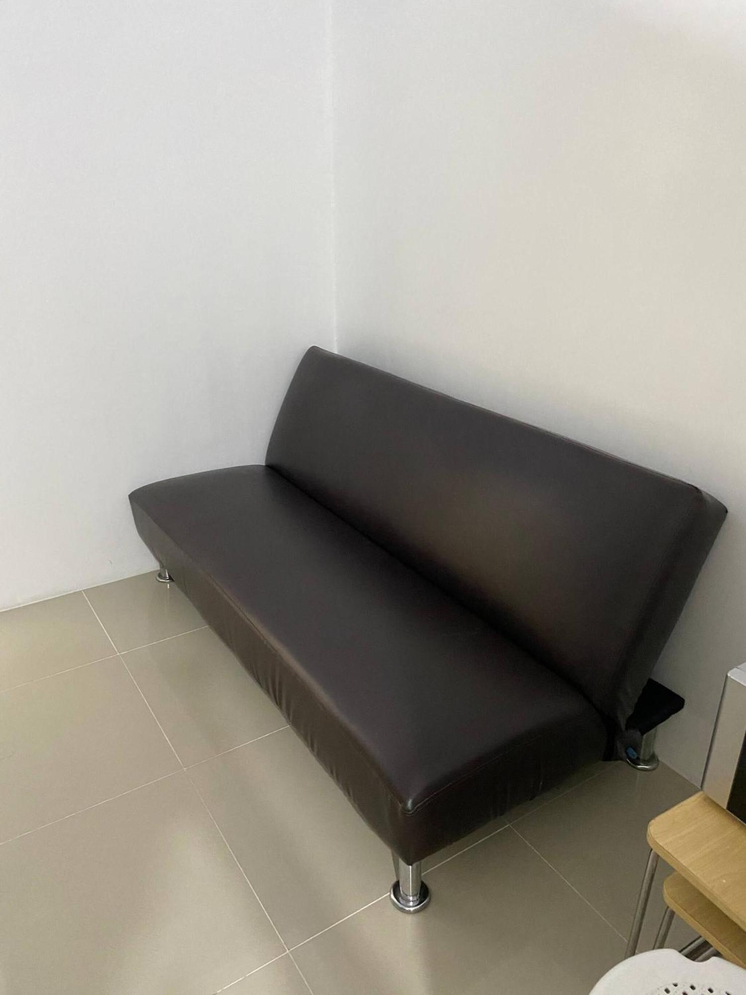 Grass Residence Studio Room Manila